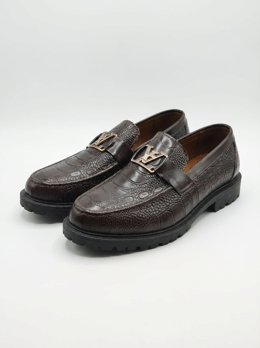 Men’s Luxury Crocodile Texture Loafers – Stylish Slip-On Formal & Casual Shoes with Metal Buckle – Comfortable Rubber Sole