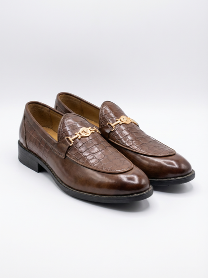Luxury Brown Crocodile Texture Men’s Loafers with Gold Buckle – Premium Slip-On Formal Shoes