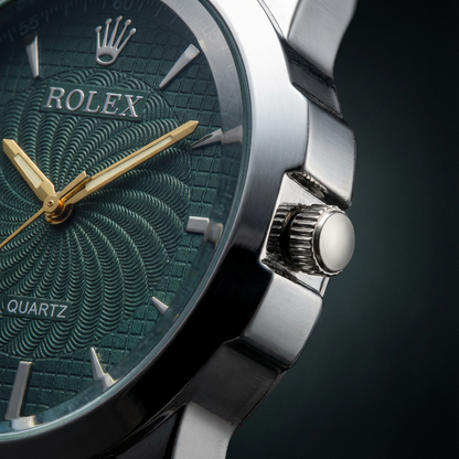 Luxury Emerald Green Dial Watch for Women - Stainless Steel Chain Strap - Elegant Textured Face Wristwatch for Girls