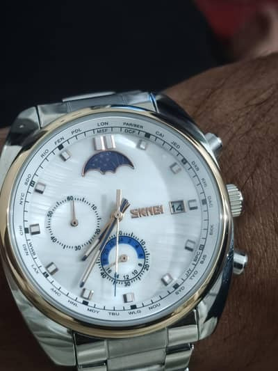 SKMEI Luxury Moon Phase Stainless Steel Watch – Multi-Function Dial with Date & World Time