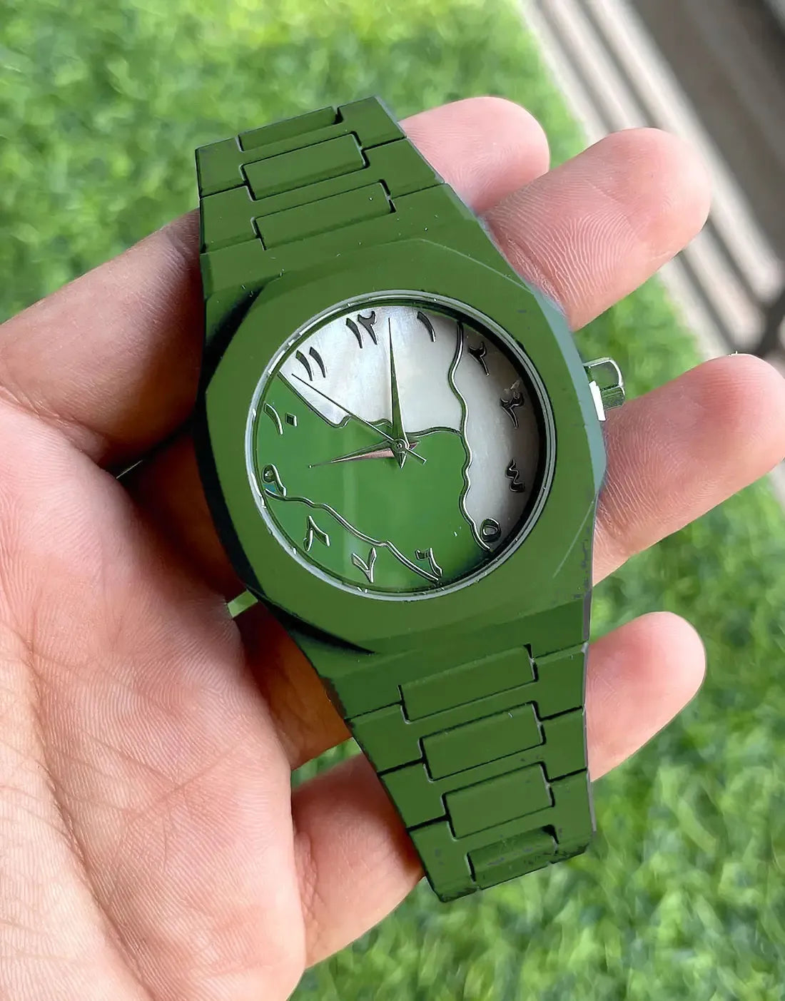 (Luxury/Lifestyle): The Aura Collection: Modern Arabic Dial Watch with Premium Matte Integrated Strap