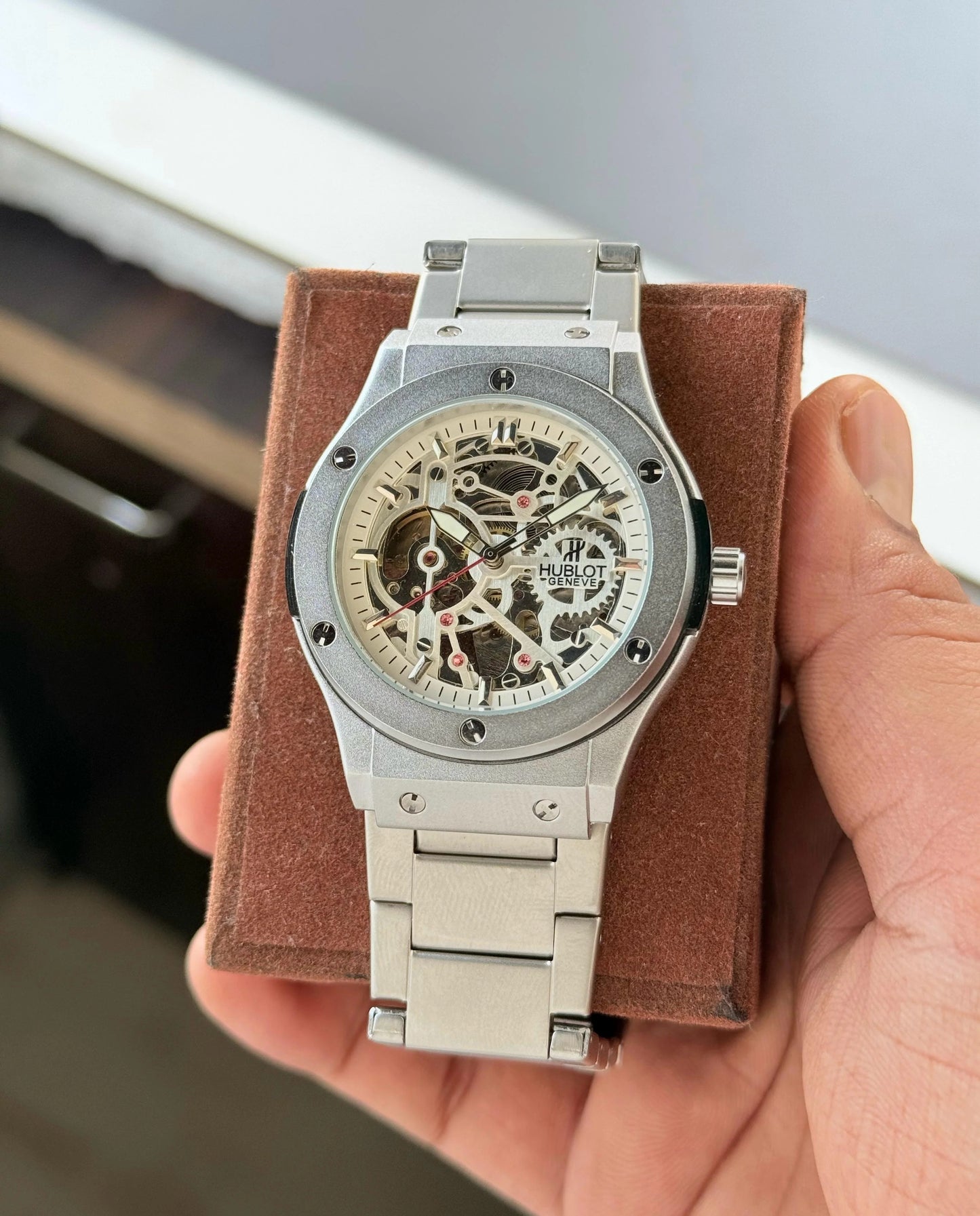 Luxury Skeleton Dial Men's Watch – Stainless Steel Strap | Analog Quartz Wristwatch for Men – Silver Edition
