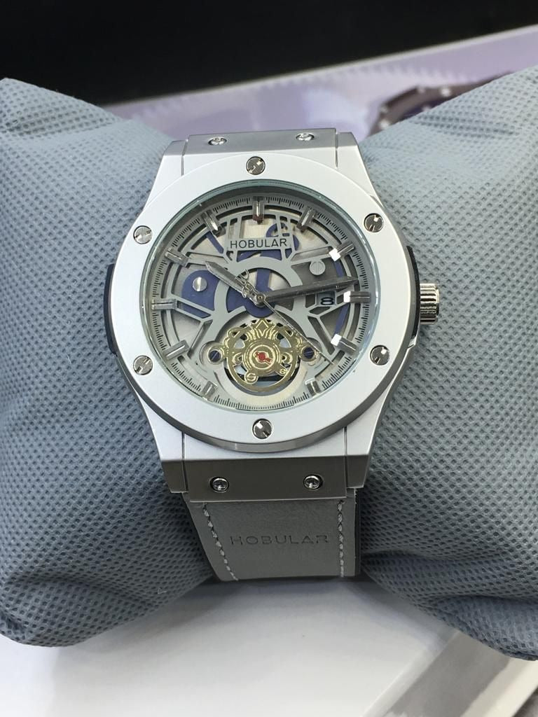 Luxury Skeleton Dial Men's Watch – Stainless Steel Strap | Analog Quartz Wristwatch for Men – Silver Edition