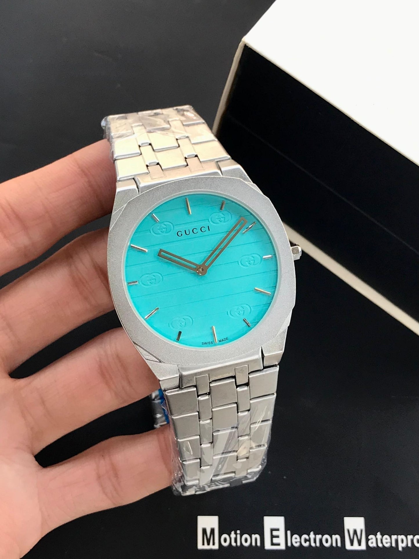 Luxury Stainless Steel Watch – Turquoise Dial Minimalist Designer Style