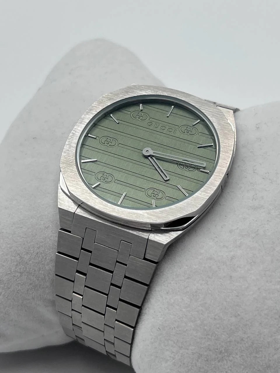 Luxury Stainless Steel Watch – Turquoise Dial Minimalist Designer Style