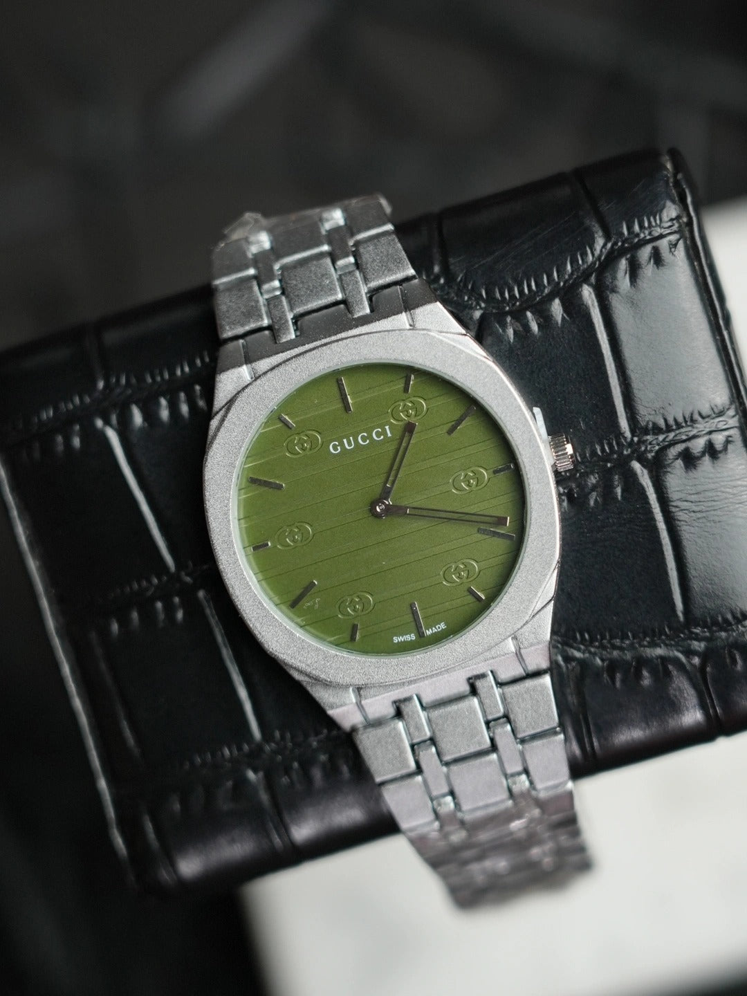Luxury Stainless Steel Watch – Turquoise Dial Minimalist Designer Style