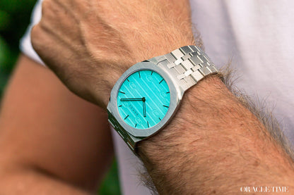 Luxury Stainless Steel Watch – Turquoise Dial Minimalist Designer Style