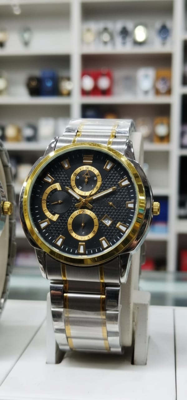 Luxury Men’s Analog Wrist Watch – Stainless Steel Strap, Black Dial with Gold Accents, Date Display