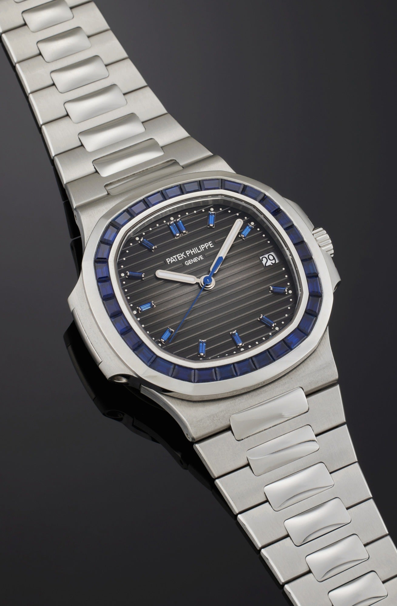 Luxury Men's Stainless Steel Watch – Black Dial with Ruby/Blue Stone Bezel – Analog Quartz Wristwatch with Date Display